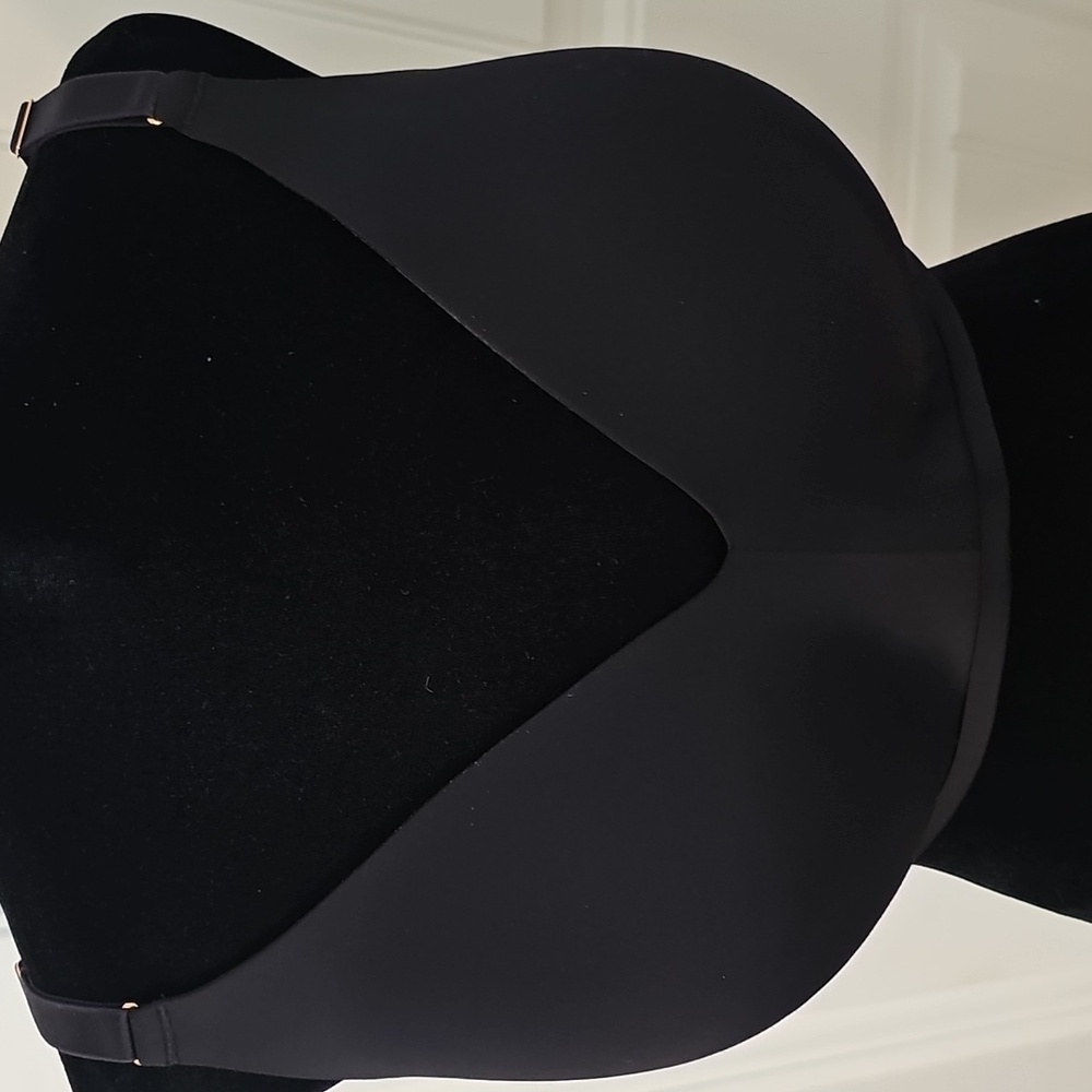 Soma 360 Wireless Bra - Picture 2 of 4